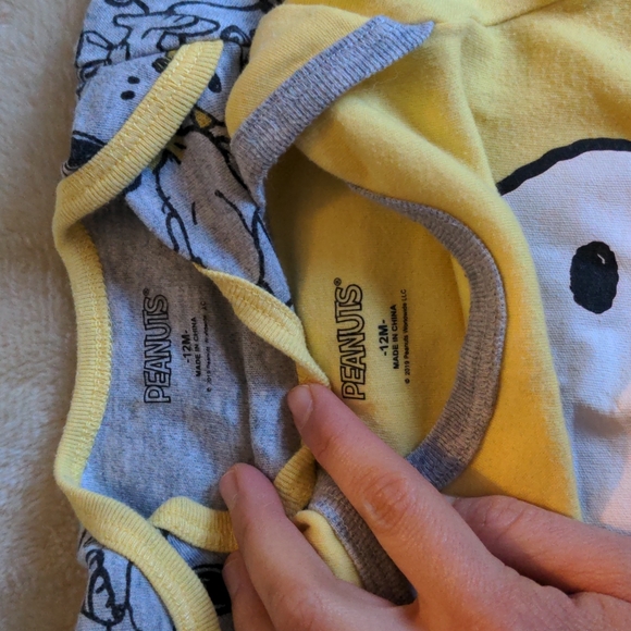 12 months Snoopy set - Picture 2 of 5